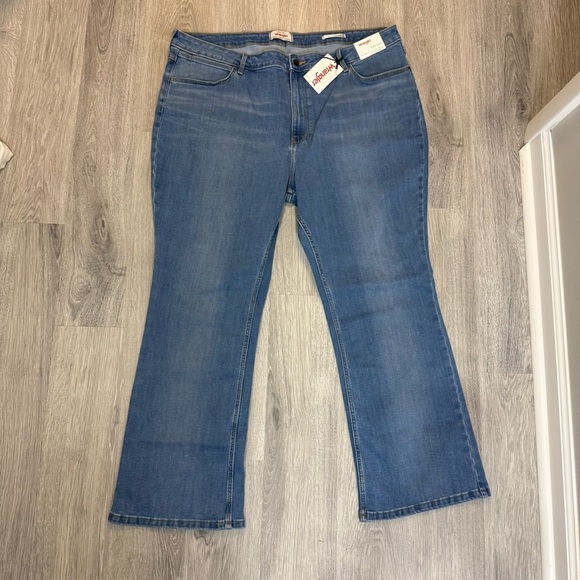 Wrangler Bold Boot Jeans Size 24Wx30 - Picture 1 of 9